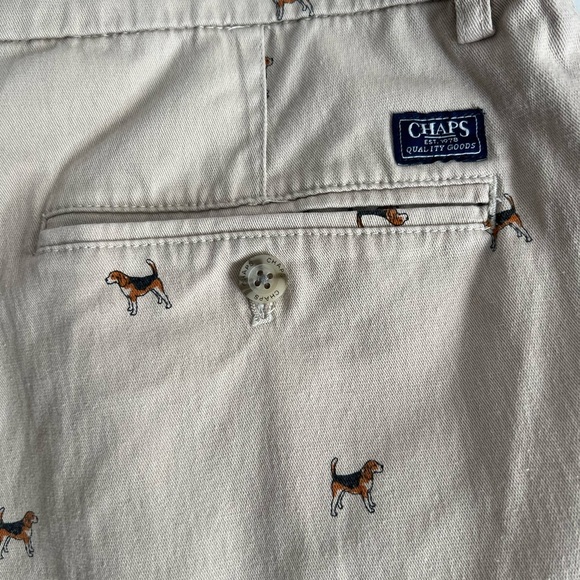 CHAPS Shorts Beagle Dog AOP Coastland Wash Stretch Beige Neutral Men's 36 - Picture 5 of 8